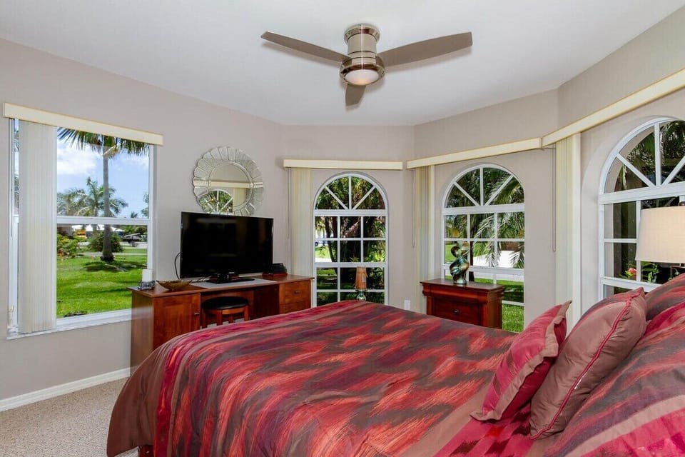 Full Bedroom with Garden View