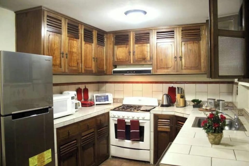Fully stocked kitchen. 