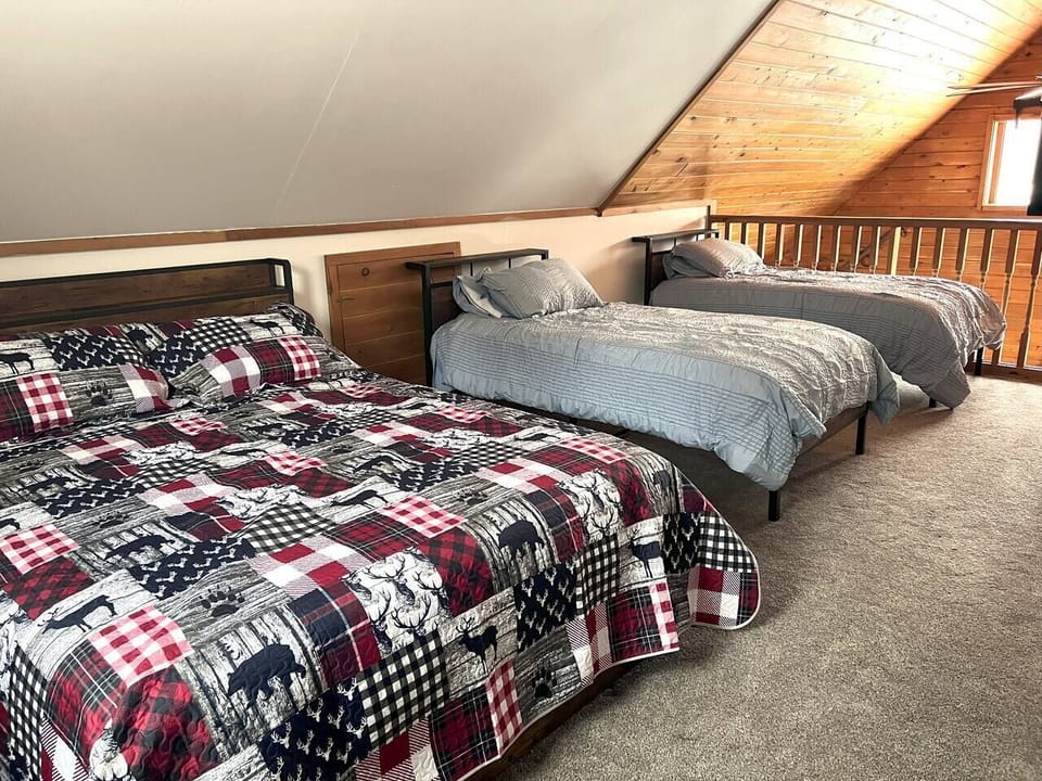 Queen Loft Bedroom