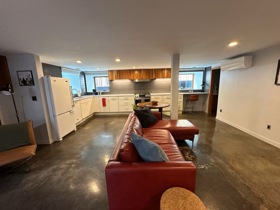 Family Room 1