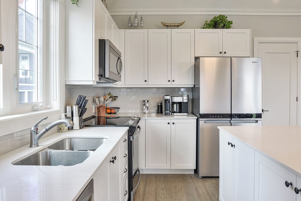 Minett Kitchen (B)