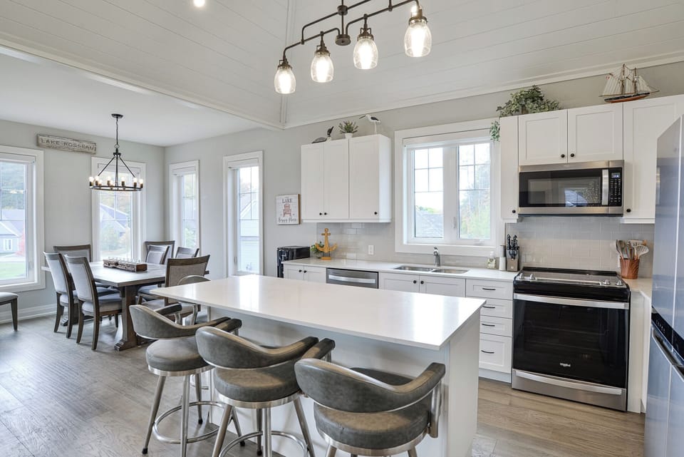 Minett Kitchen-Dining Room