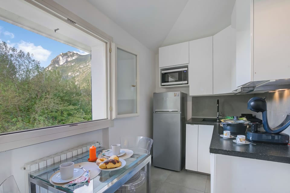 Kitchen and dining area
