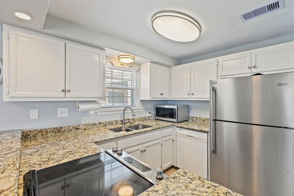 22-545 Plantation Rd 12B 22