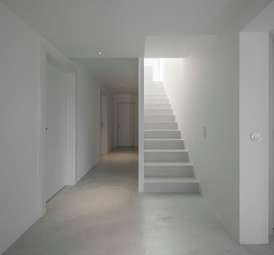 Bedroom hall (stair to kitchen) 