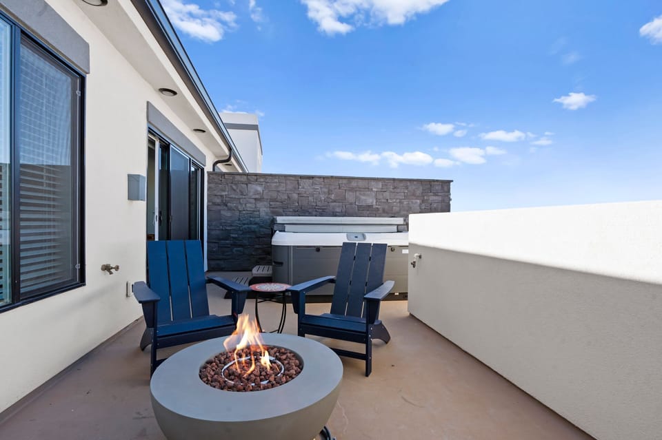 Terrace with Hot tub
