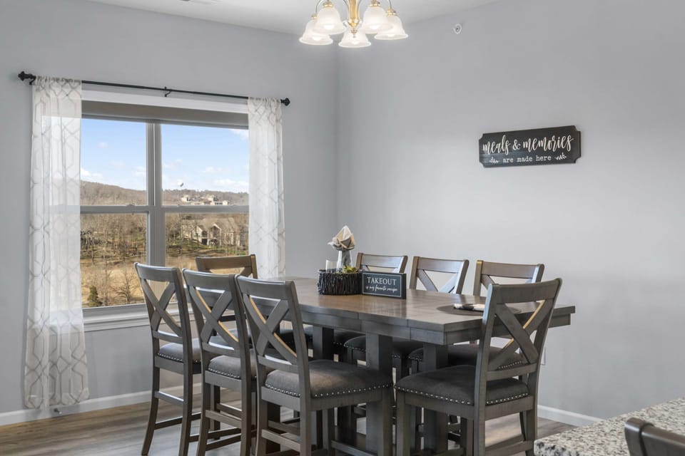 Make mealtime memories together at the dining table