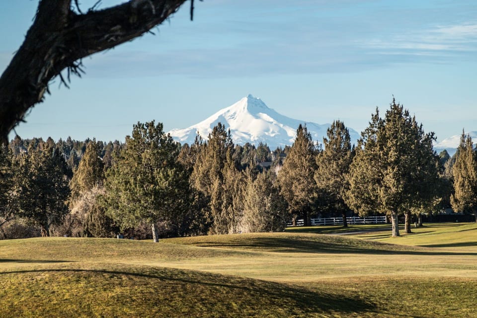 Enamored at Eagle Crest- Mountain Views
