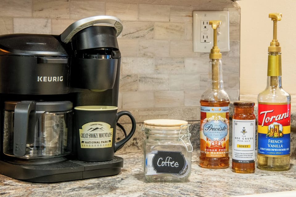 Hiker's Hideaway's coffee facilities