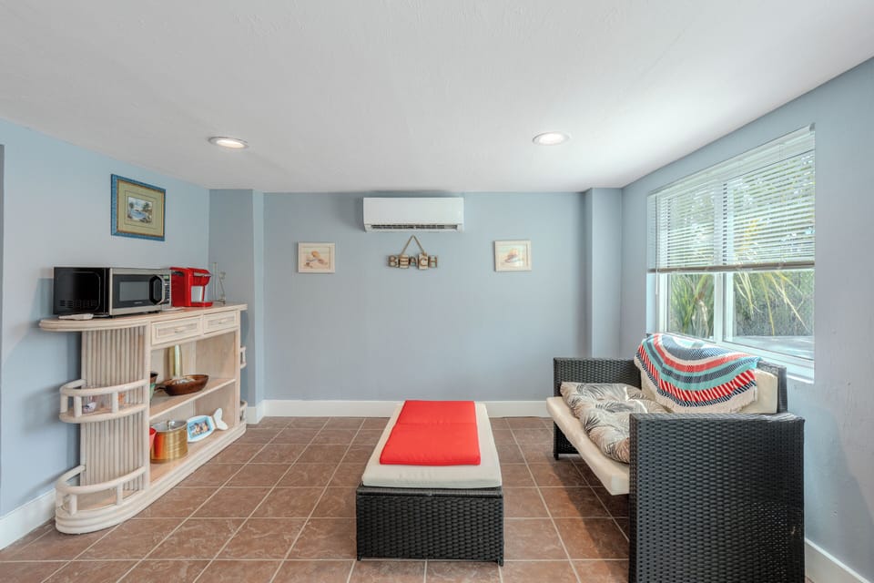 Downstairs Pool House Living room