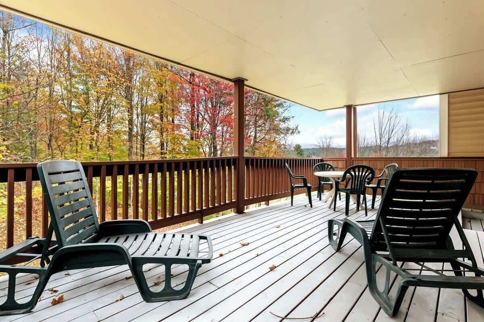 Balcony Seating