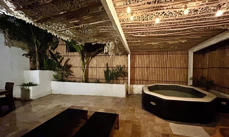 Indoor spa tub