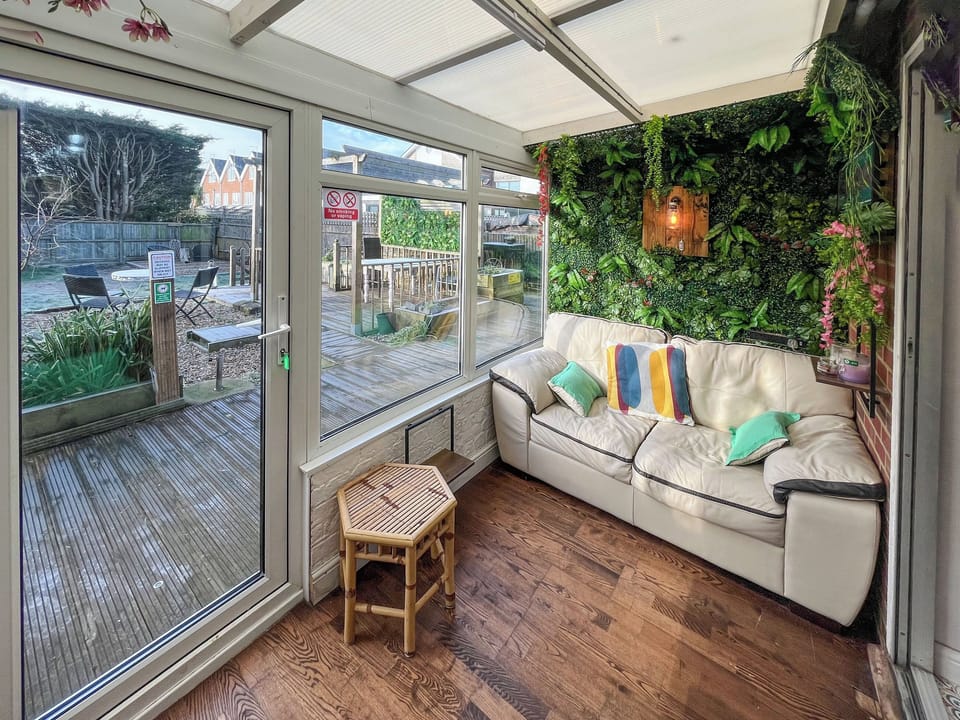 Sun room | Flamingo, Whitstable