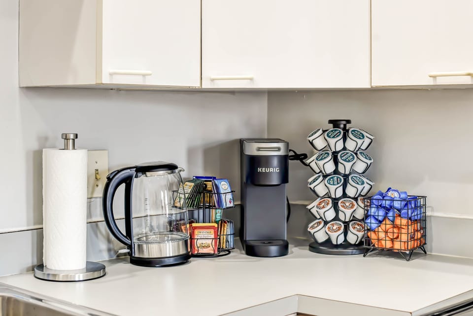 Shelf, Pot, Indoors, Kitchen, Pantry