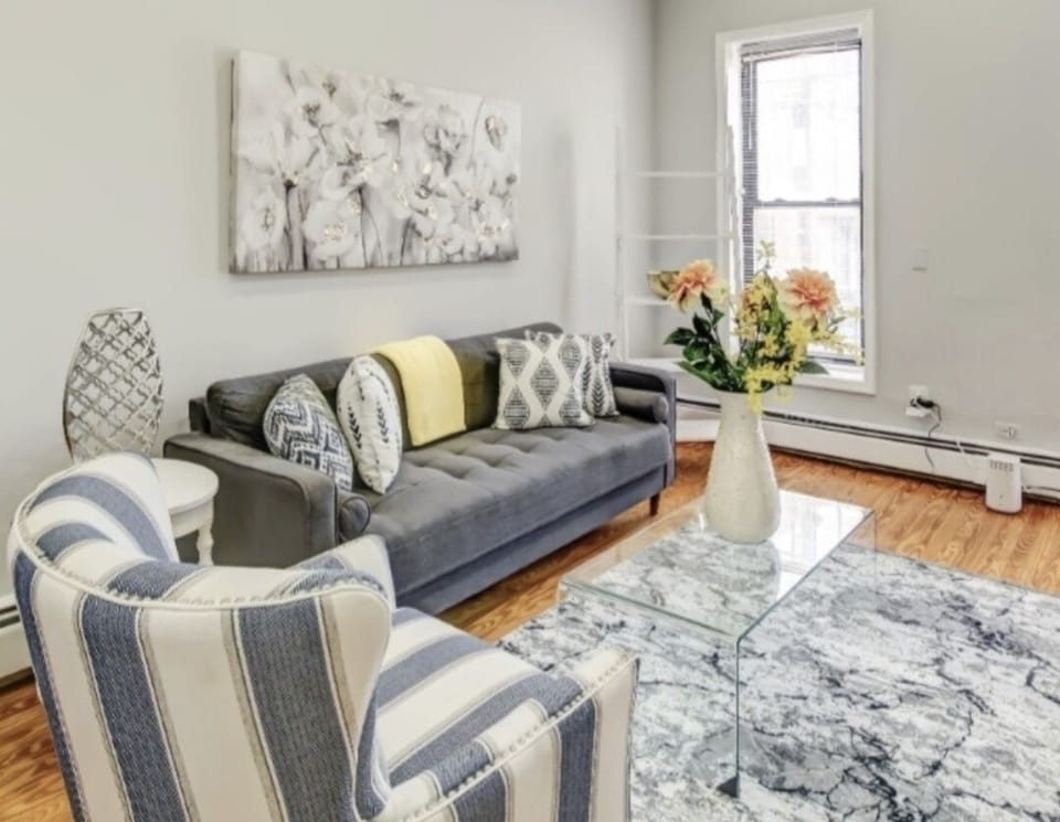 Home Decor, Couch, Furniture, Table, Indoors