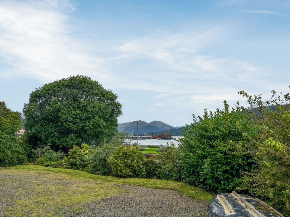 Exterior | Heatherdale, Dunoon