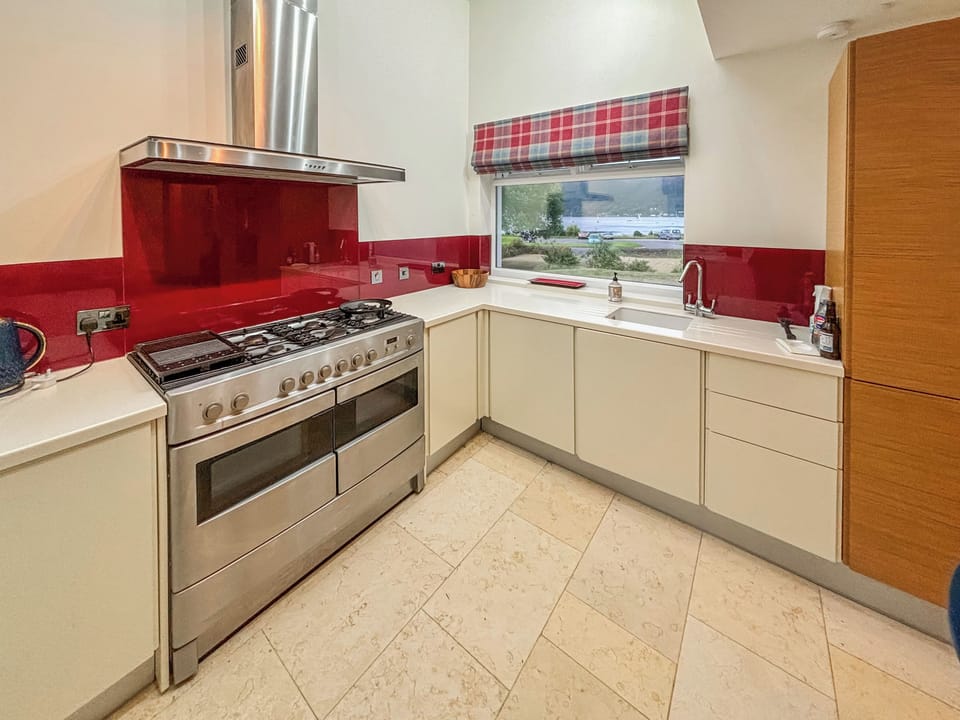 Kitchen | Heatherdale, Dunoon