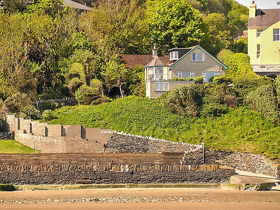 Kilmuir from the beach