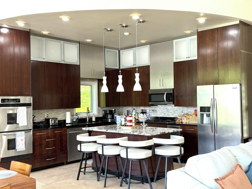 Spacious kitchen! All you need for entertaining