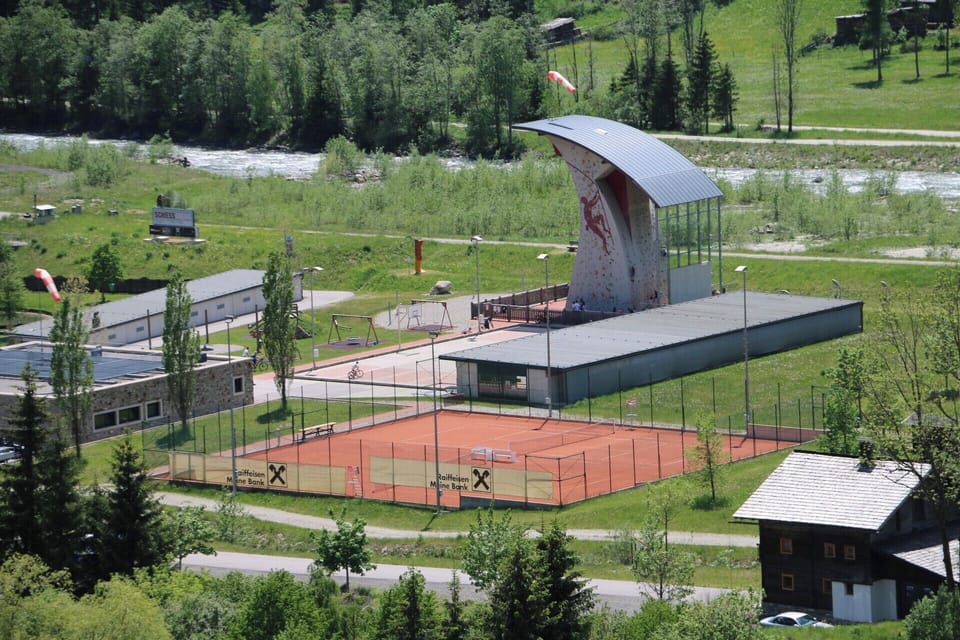 Sport court