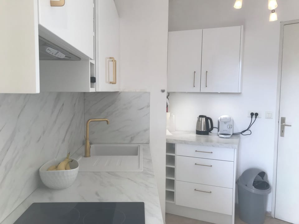 Very well equipped kitchen with all appliances