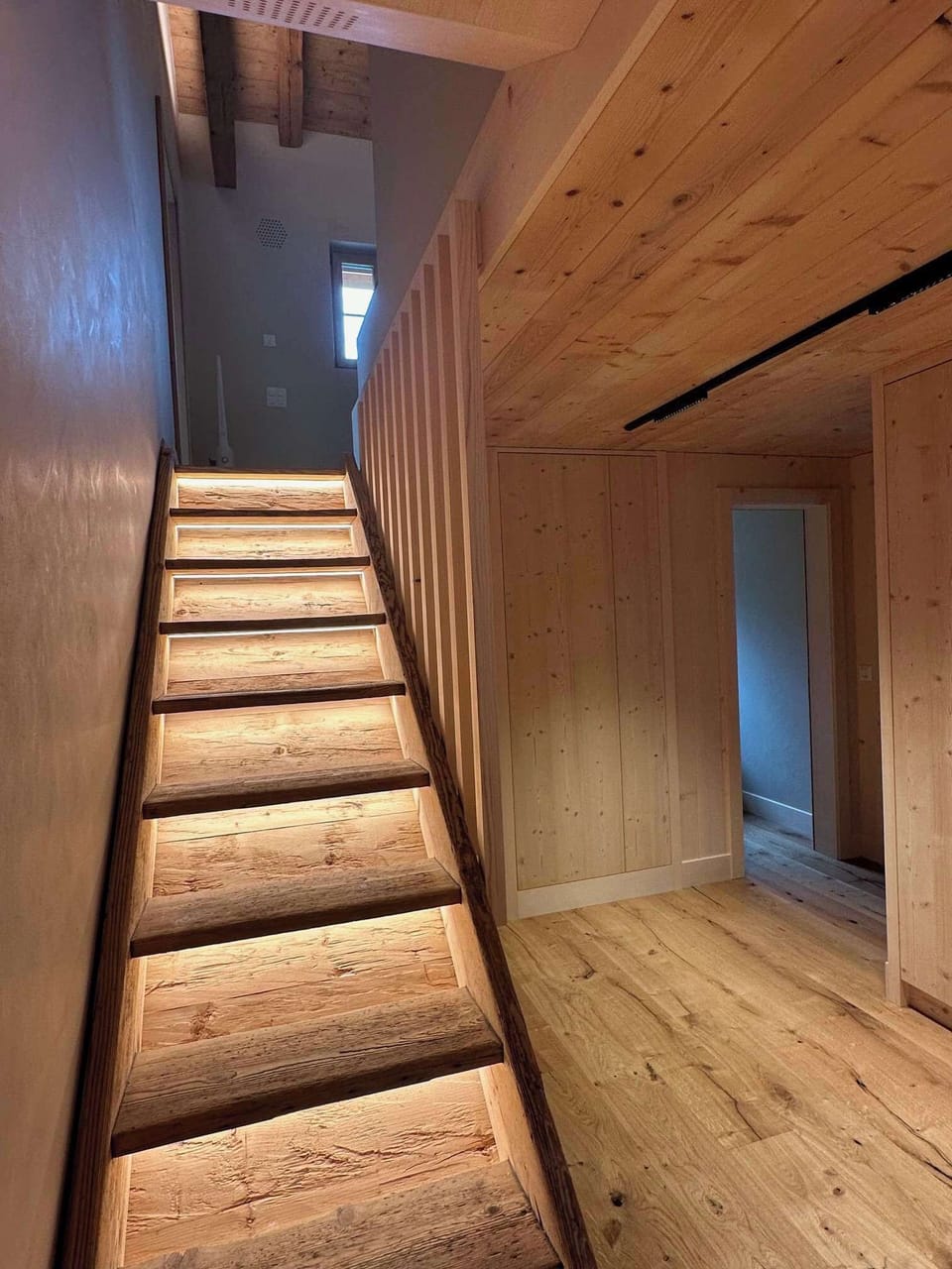 stairs to top floor 