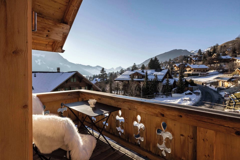 a beautiful space to have you're morning coffee (winter 4)