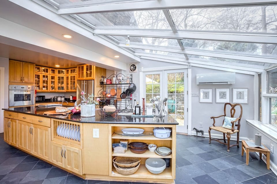 Large chef's kitchen