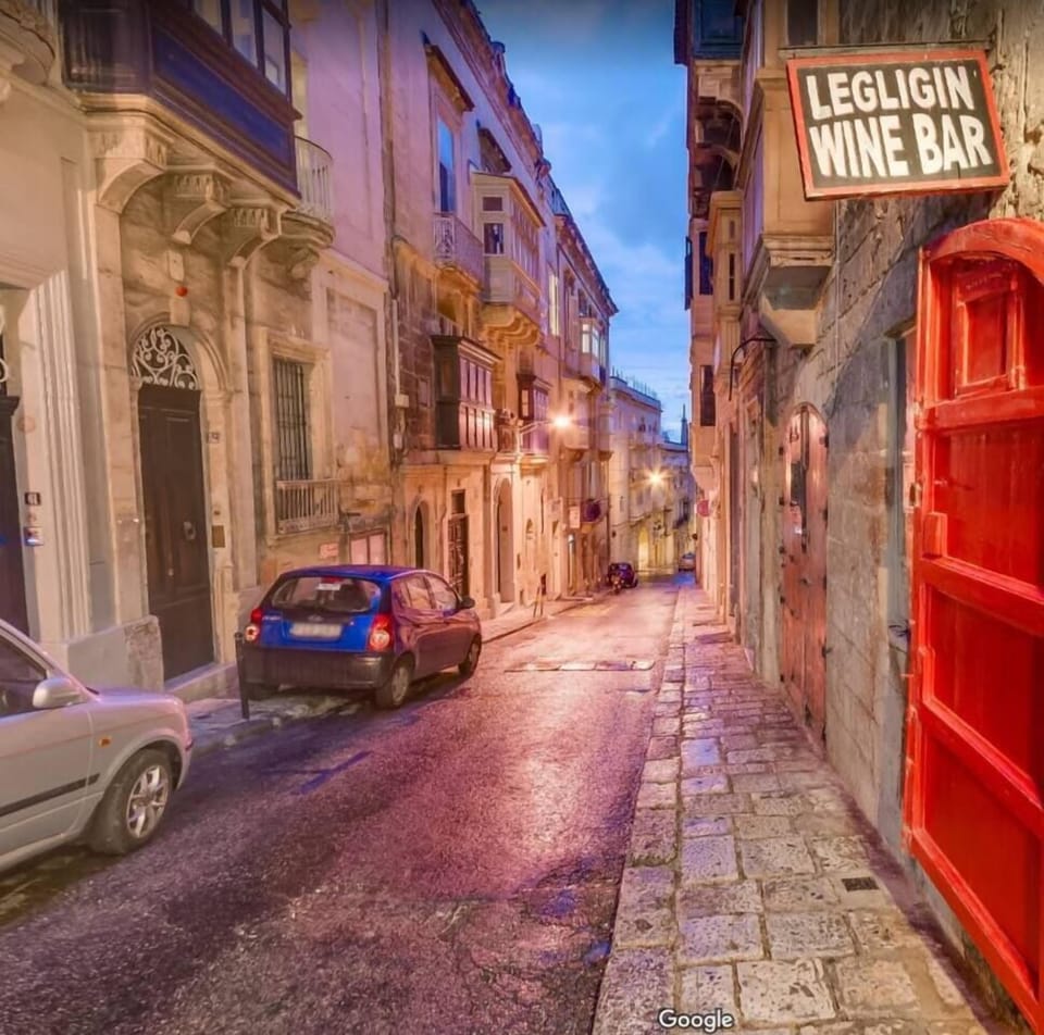 Street view - St.Lucia Street