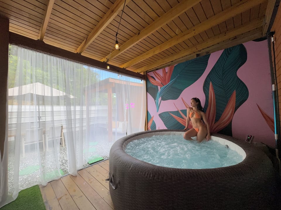 Indoor spa tub