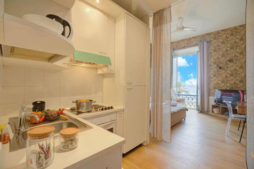 Kitchenette