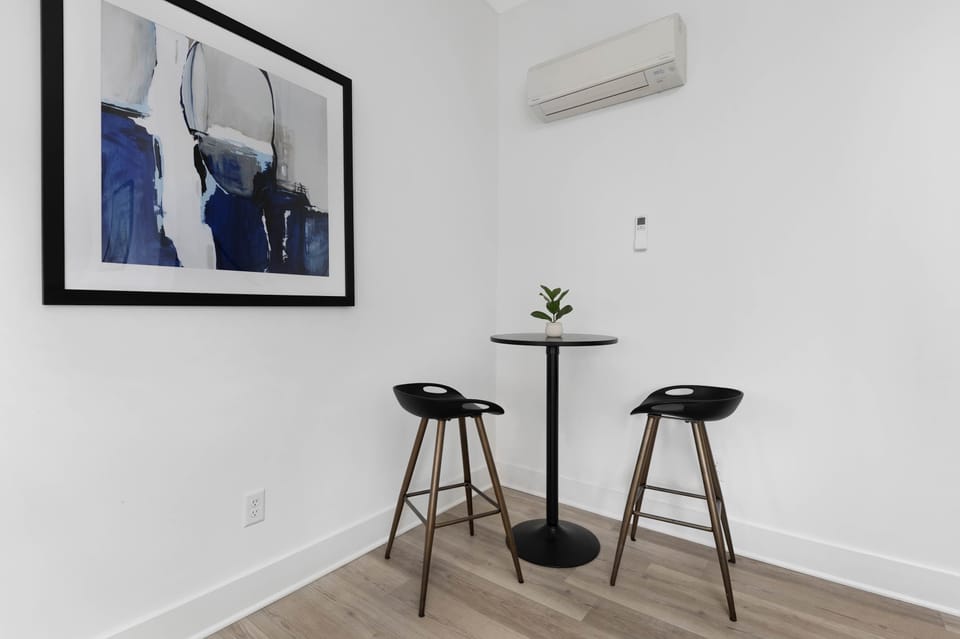 Elegant Corner with Minimalist Décor