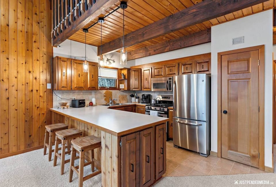 Kitchen (2)