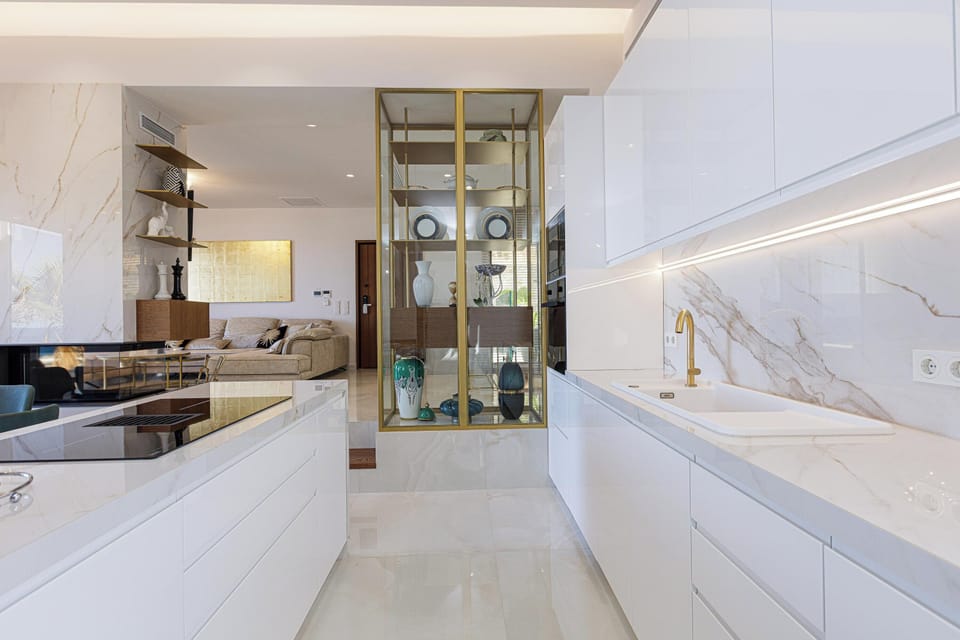 Fully equipped kitchen with all modern appliances