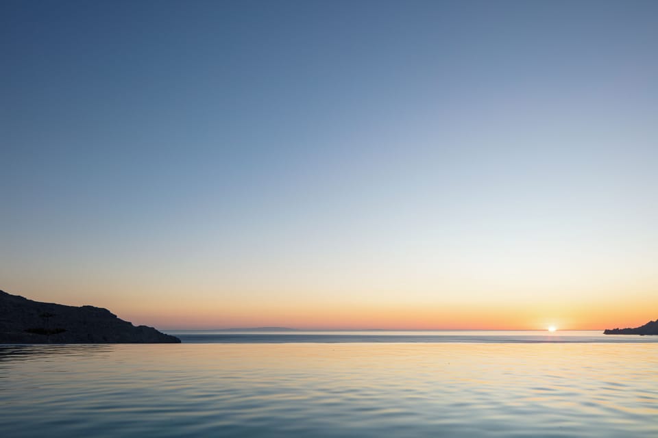 Stunning infinity pool.