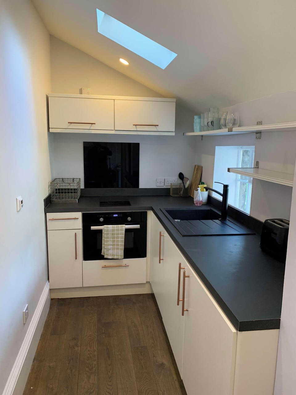 Fully-fitted kitchen