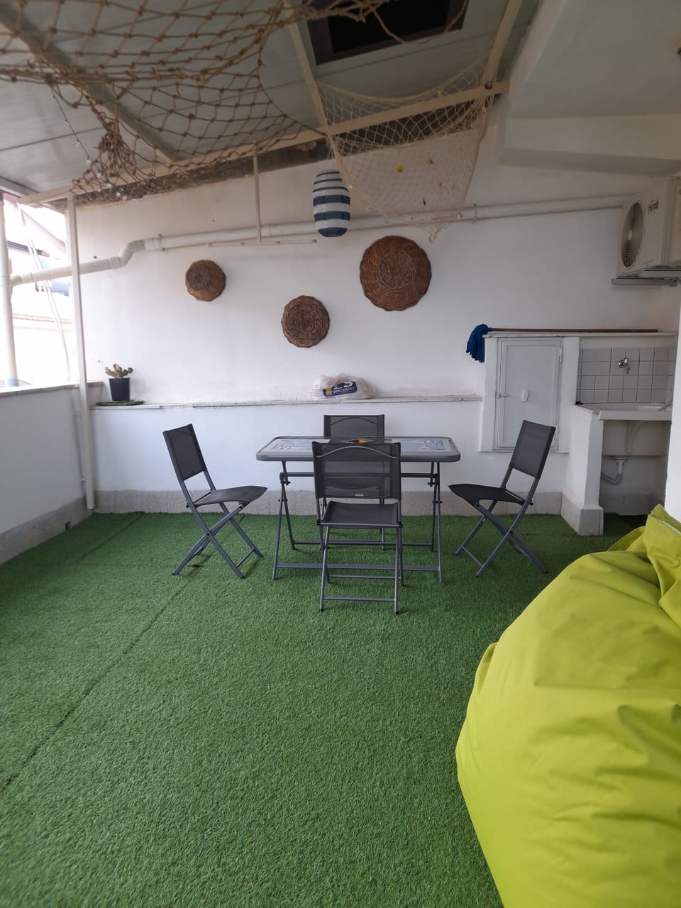 Lounge area