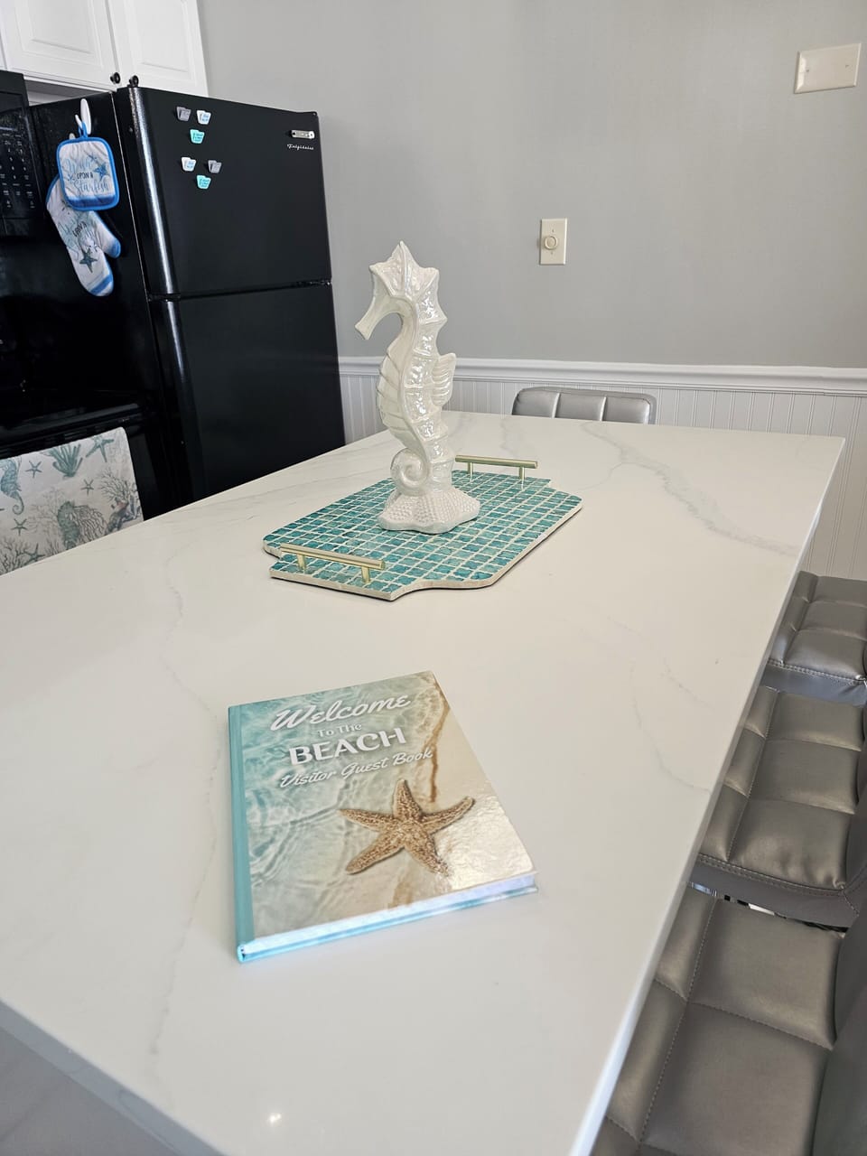 Please sign in to our guest book !