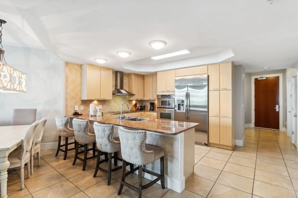Dining Area / Kitchen