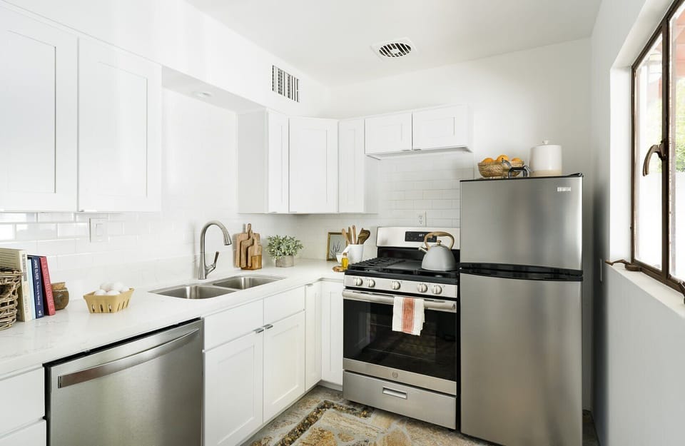Full Kitchen 2 - Casita