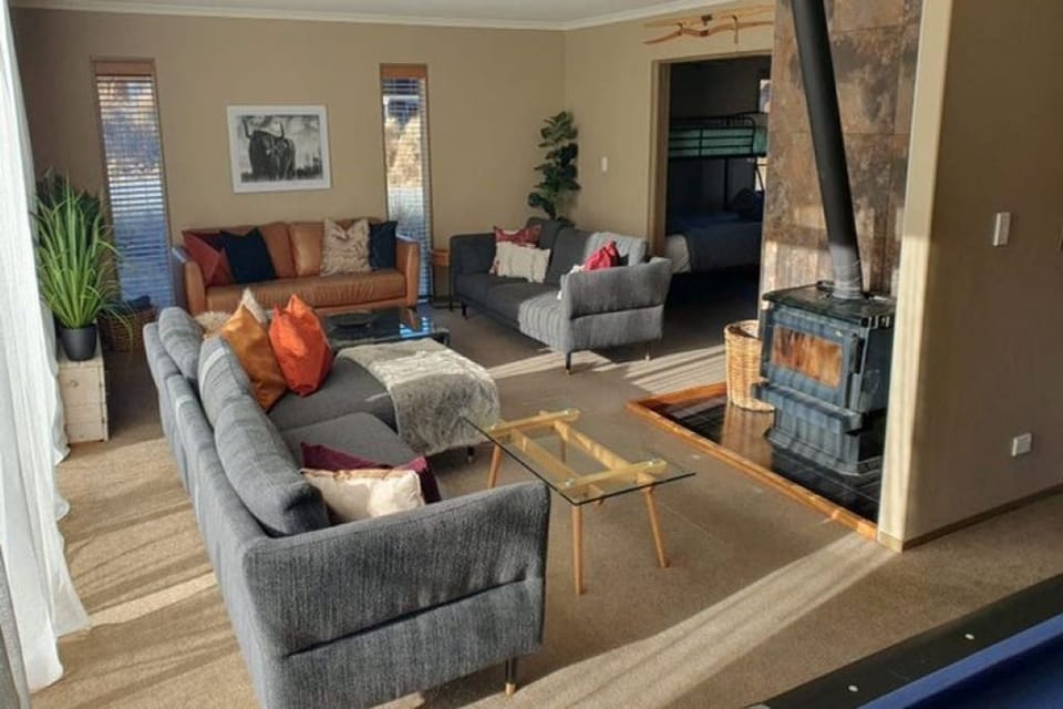 Cozy Lounge 