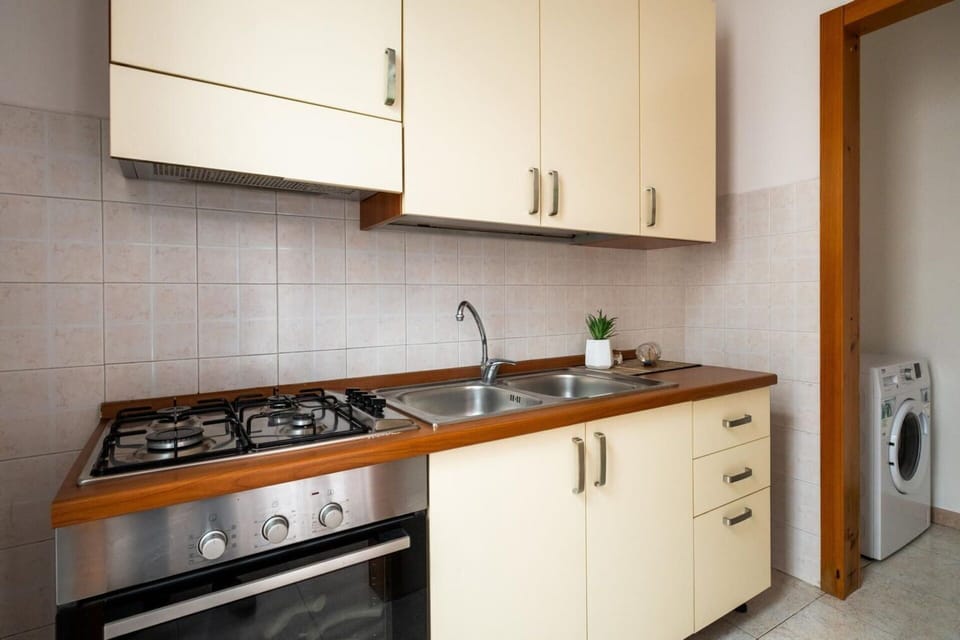 Autumn, Kitchen, Spring, Summer, Winter