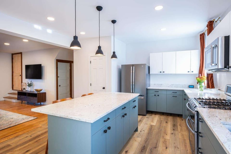 Copy of 096-townhouse-lodge-fall-2023-web-apartment