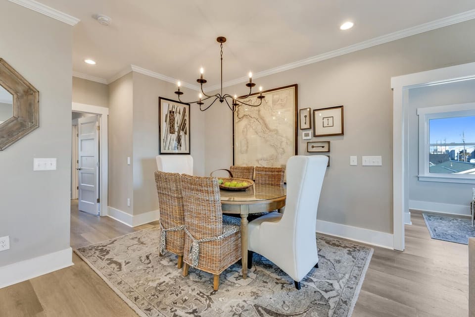 Dining Area (2nd Floor)