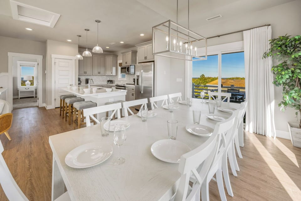 Surf or Sound Realty - 1219 - Lunasea - Dining Area -2