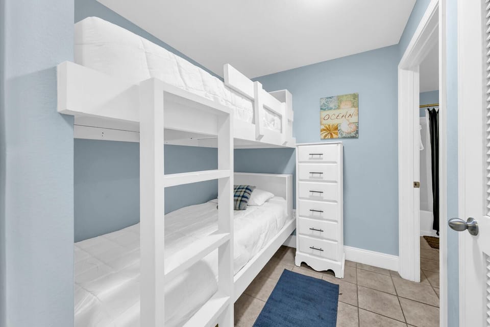 Bunk room