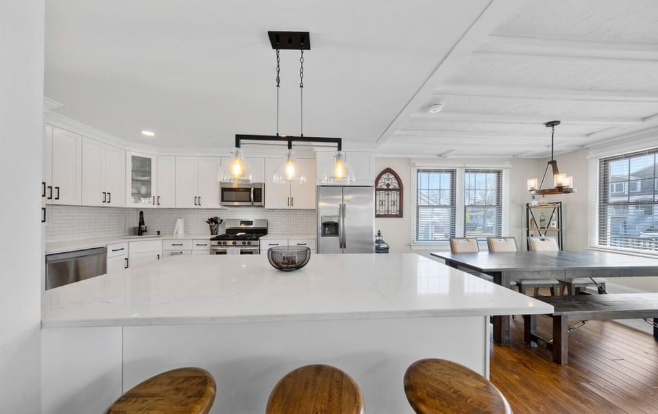 Kitchen island seating
