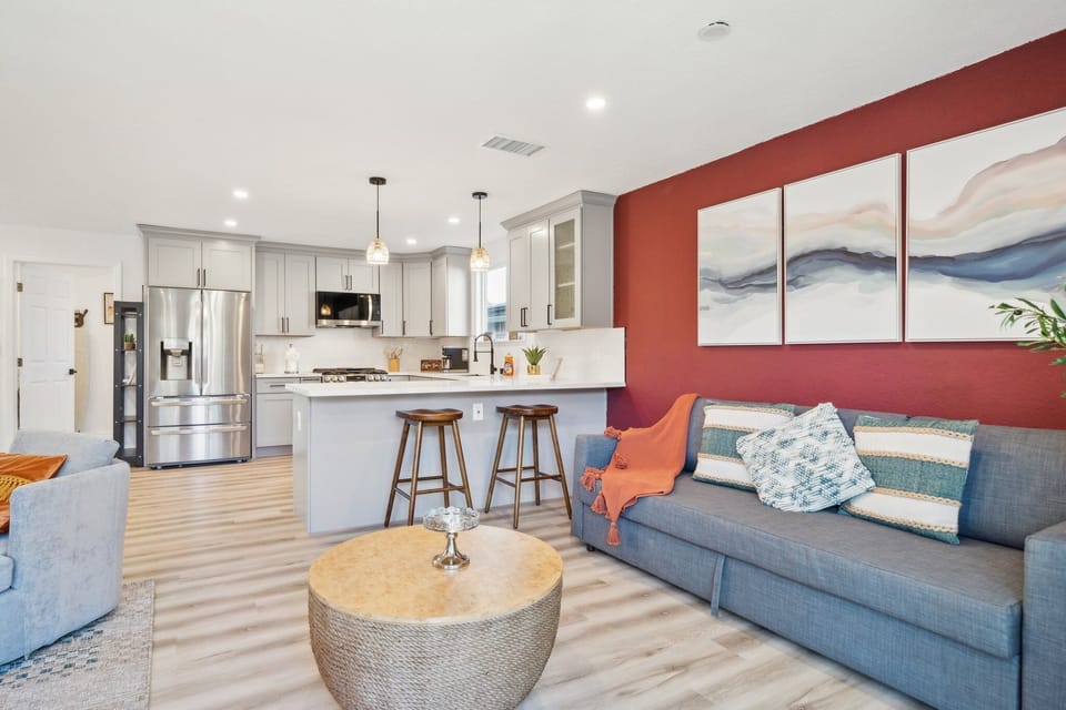 Home Decor, Architecture, Building, Furniture, Indoors