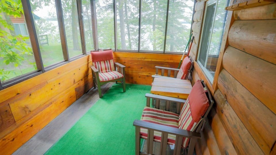 Cabin_6_07