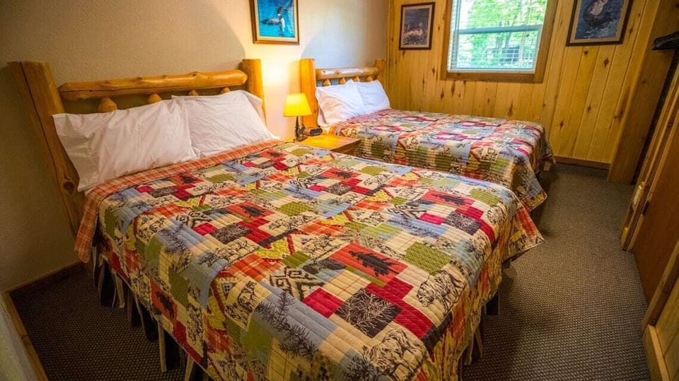 Cabin_3_10